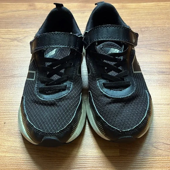 New balance size 13 sneakers - Picture 2 of 4